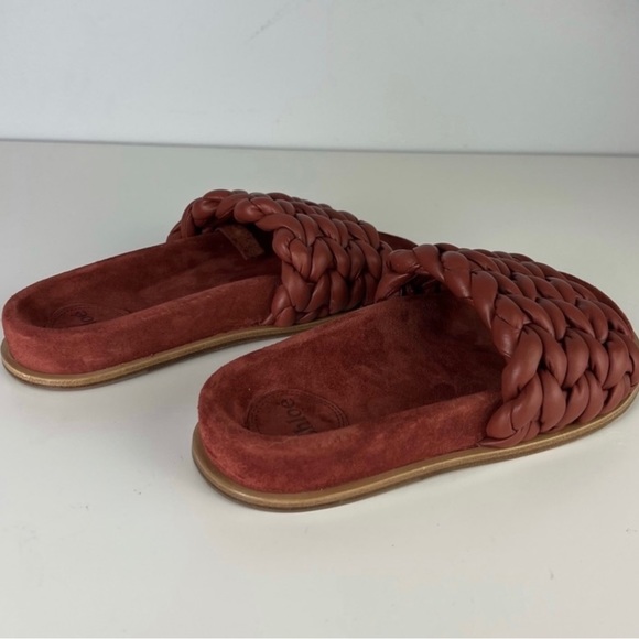 CHLOE RED BRAIDED LEATHER SLIDES - Picture 4 of 13